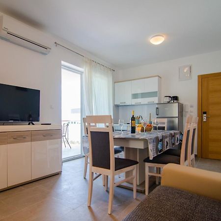 Apartments Sara Bol Dış mekan fotoğraf