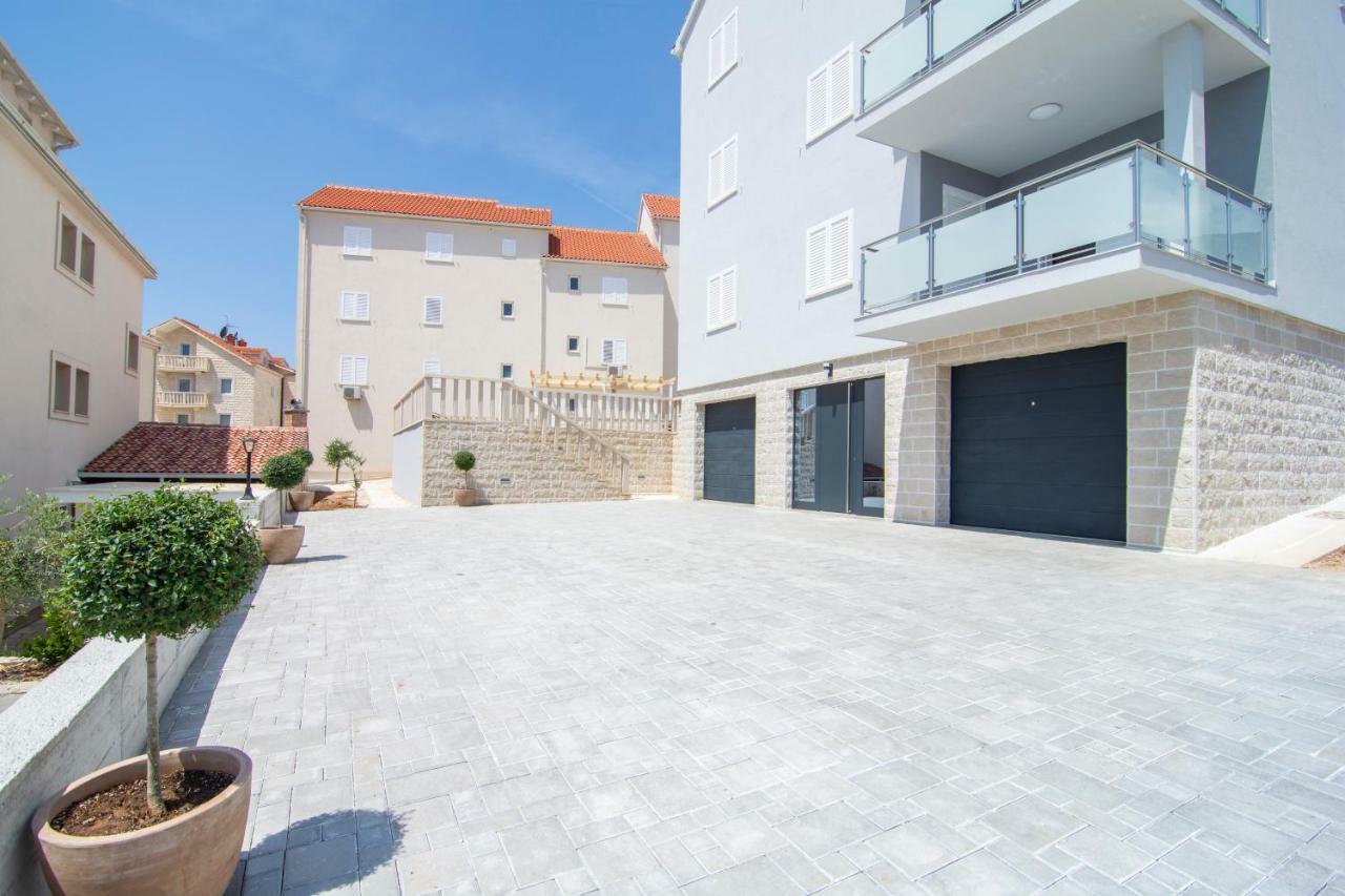 Apartments Sara Bol Dış mekan fotoğraf