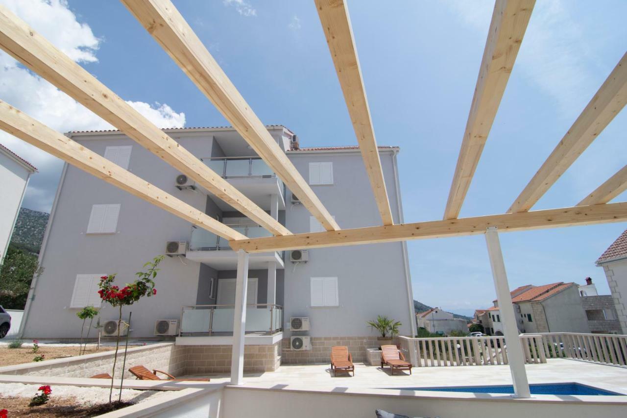 Apartments Sara Bol Dış mekan fotoğraf