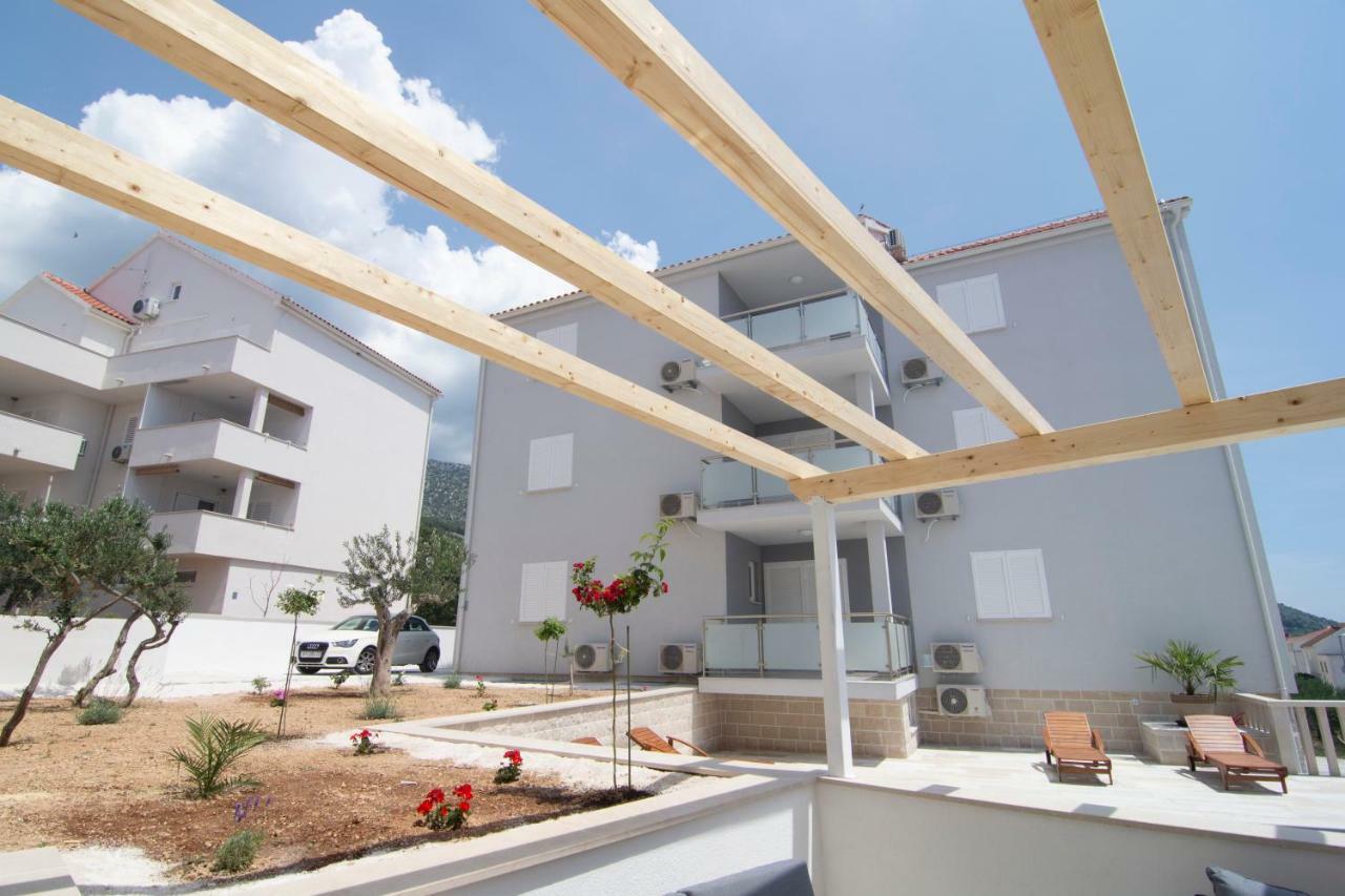 Apartments Sara Bol Dış mekan fotoğraf