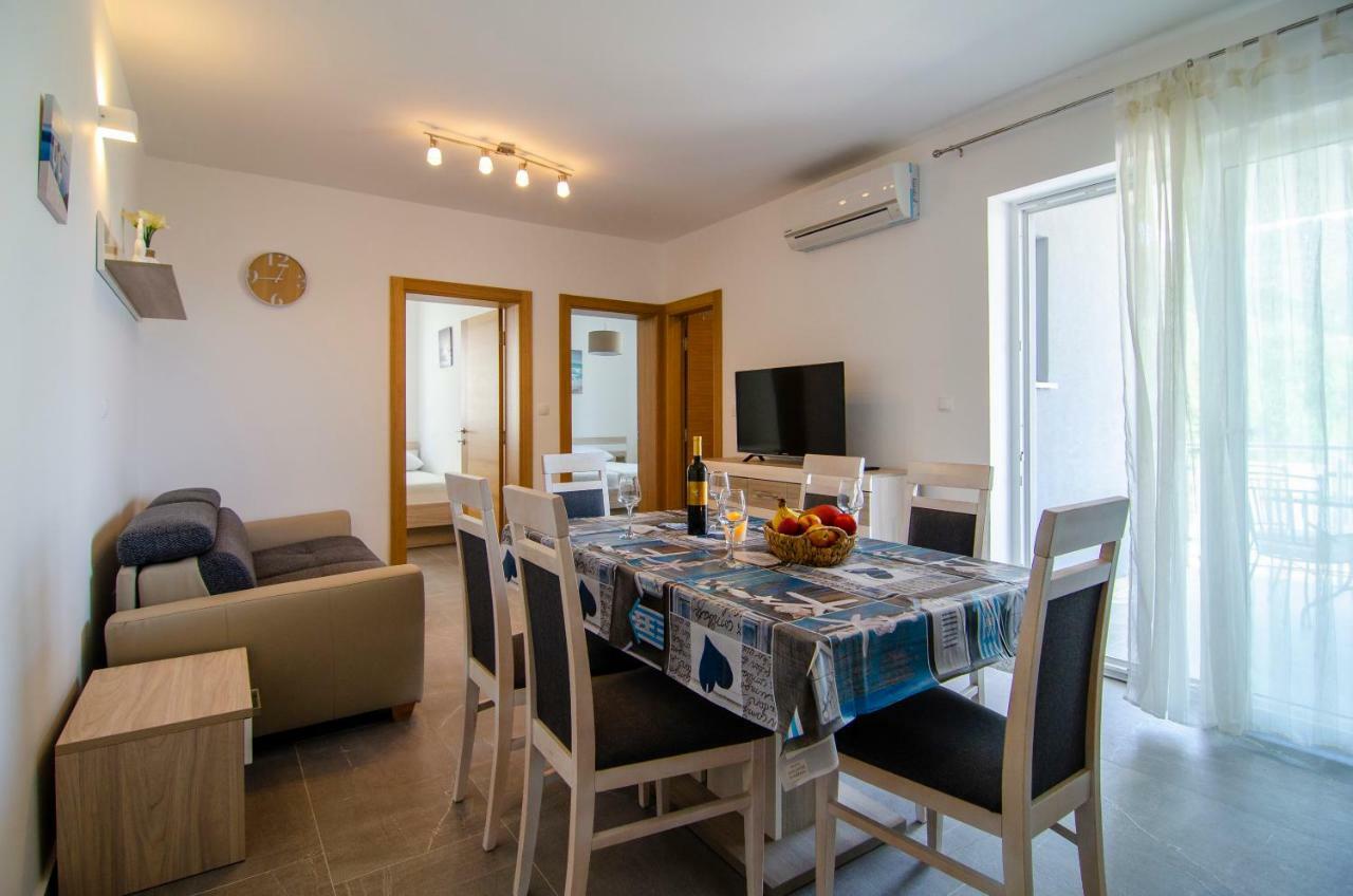Apartments Sara Bol Dış mekan fotoğraf