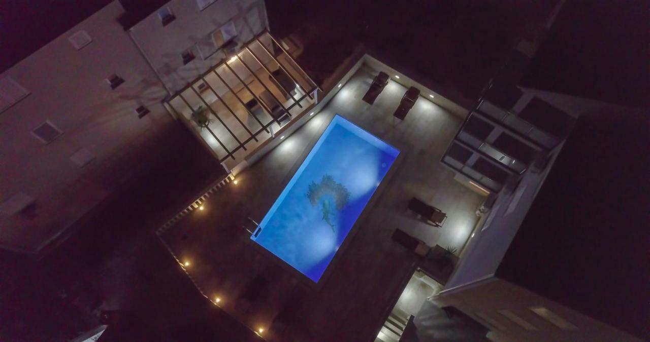 Apartments Sara Bol Dış mekan fotoğraf