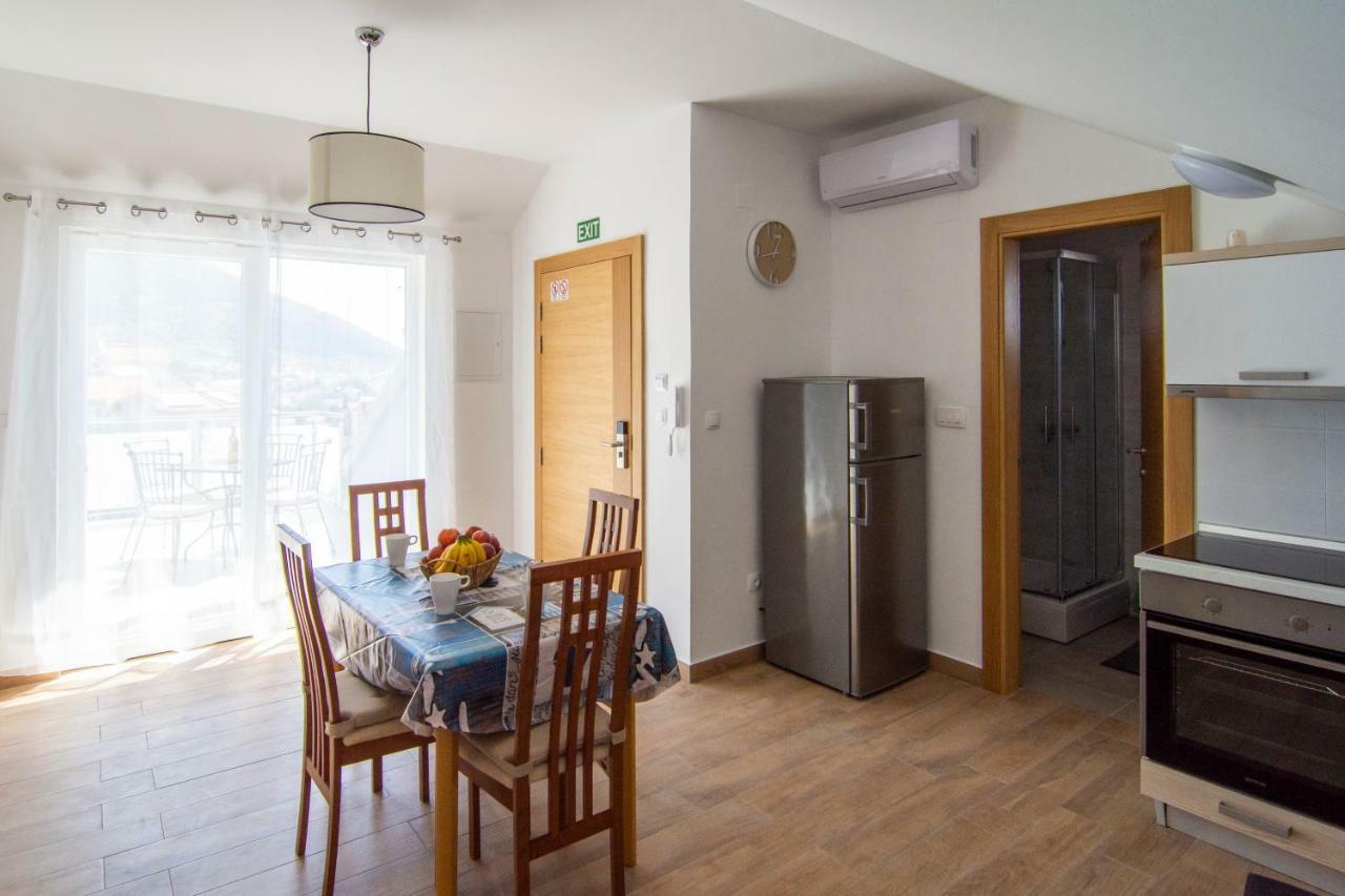 Apartments Sara Bol Dış mekan fotoğraf